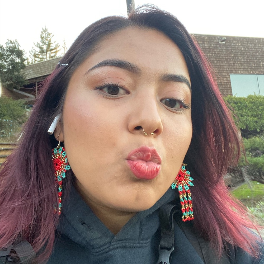 Meet your Posher, Lupe